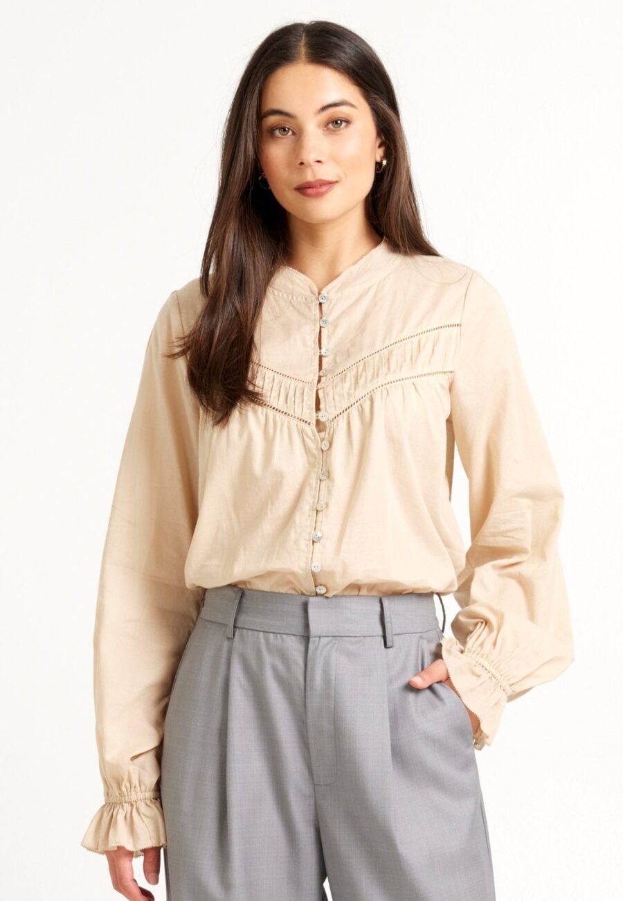 Lawn Top | Camel Light